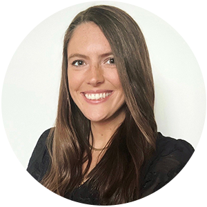 headshot of gretchen long