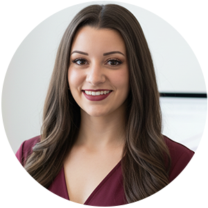 headshot of amber dowdy