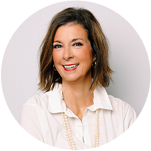 headshot of angie medlin
