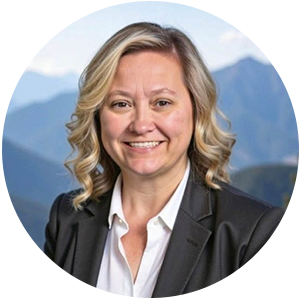 headshot of brenda clodfelter