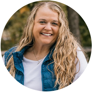 headshot of denise cordell