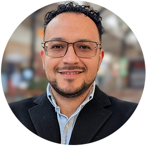 Foto de primer plano de Eddie Interiano